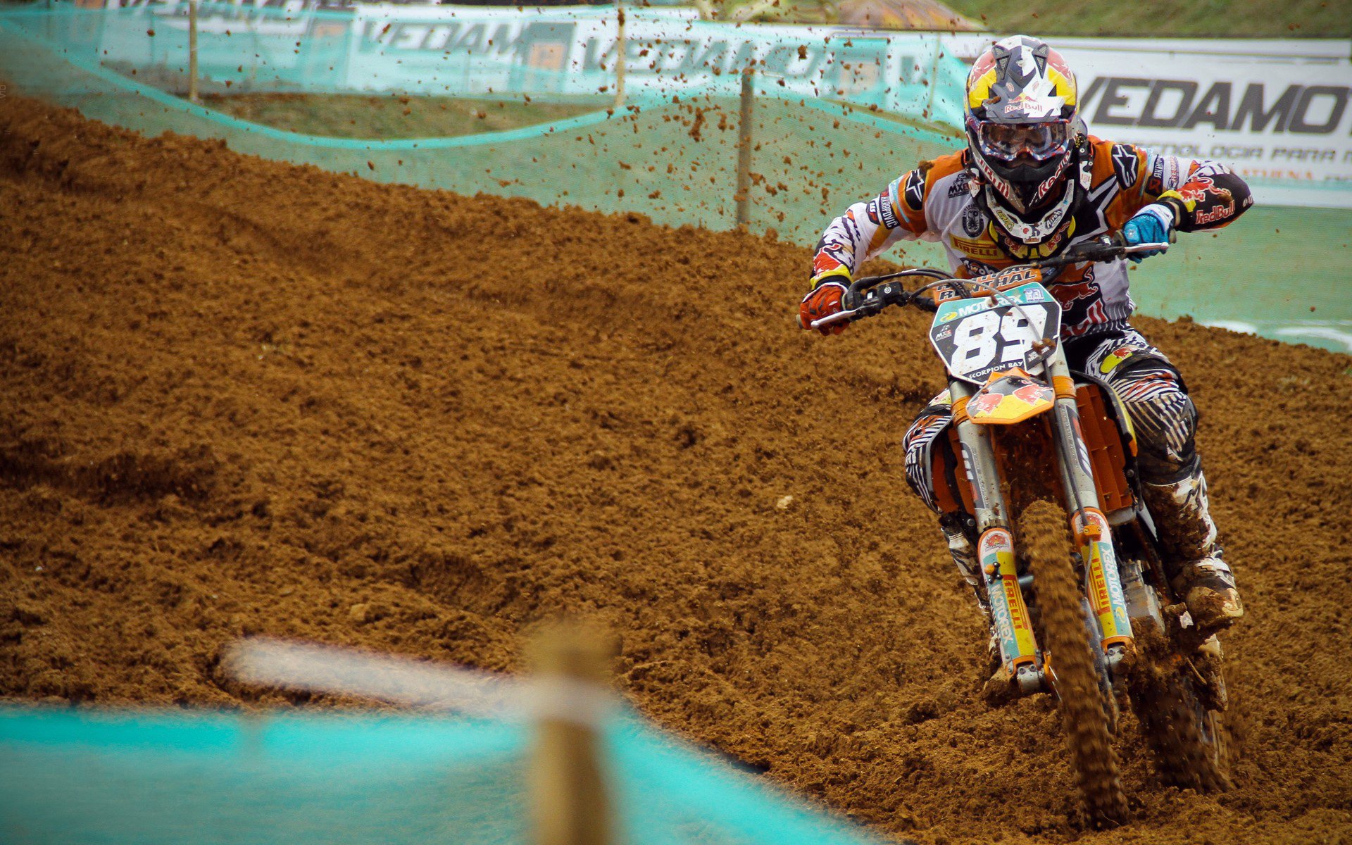 全球足球年度最佳战役回顾，精彩不断，全球足球最佳阵容